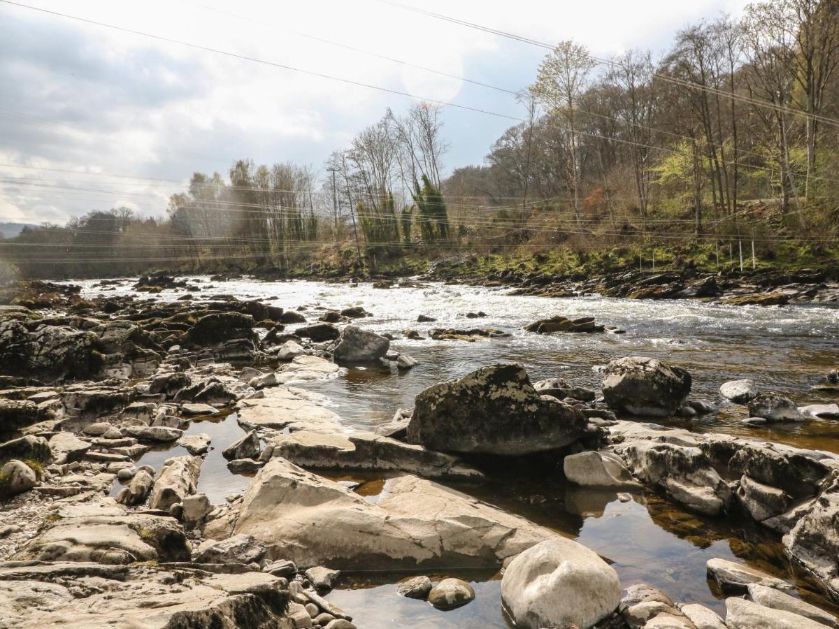Vila Puccini Pitlochry Exteriér fotografie